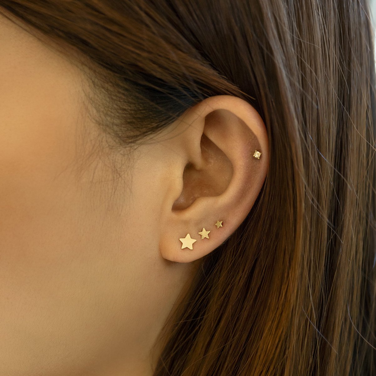 caption:Model wearing 5mm,4mm,and 3mm