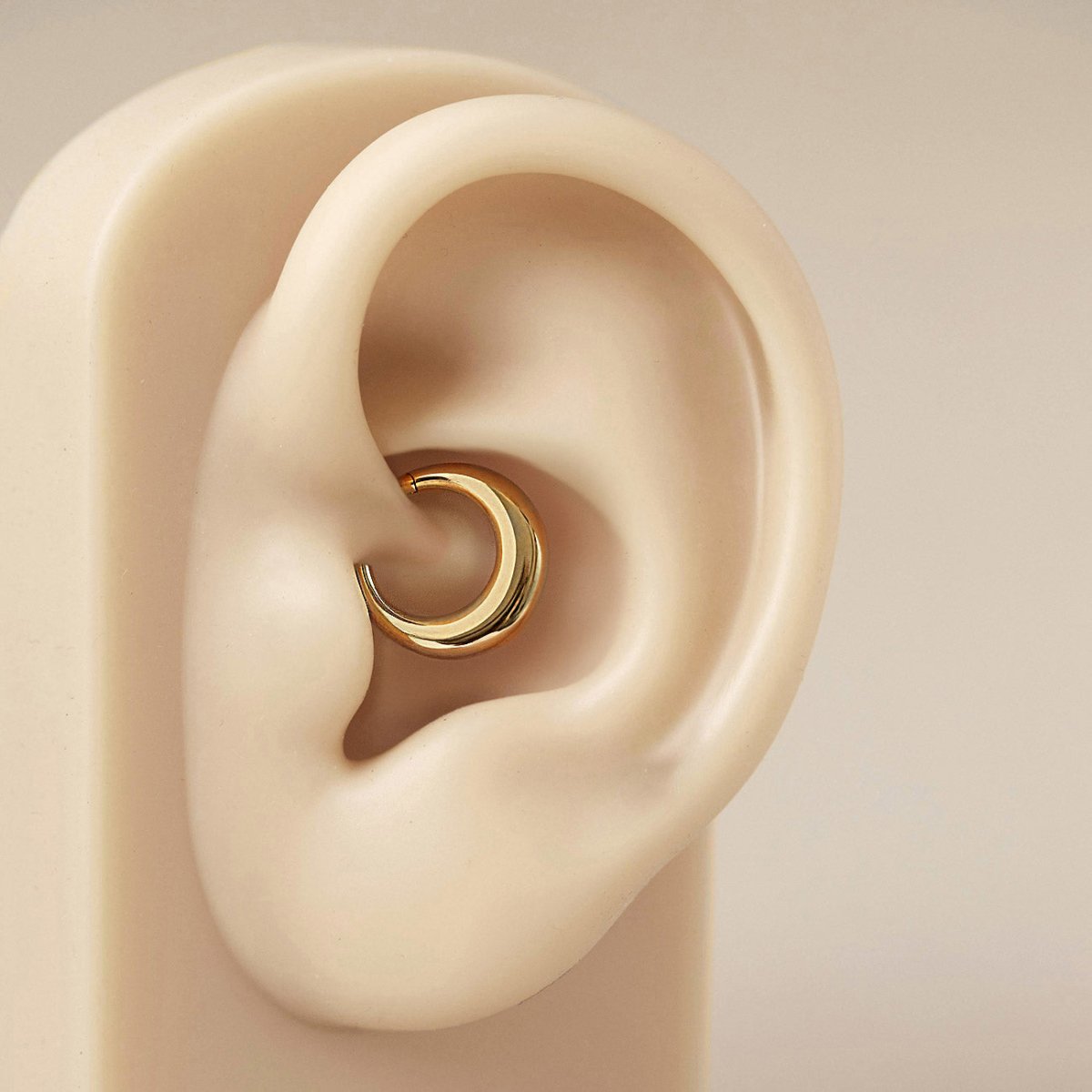 bold-domed-clicker-hoop-gold-titanium, cartilage hoop size