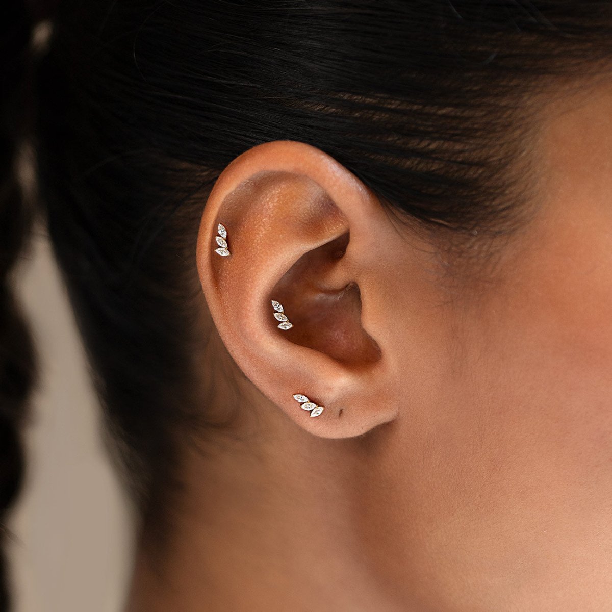 caption: As worn on right ear